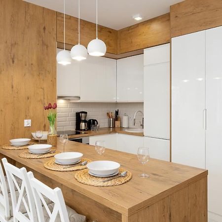 Jantar Apartamenty - Osiedle Bursztynowe II Kołobrzeg Exteriör bild